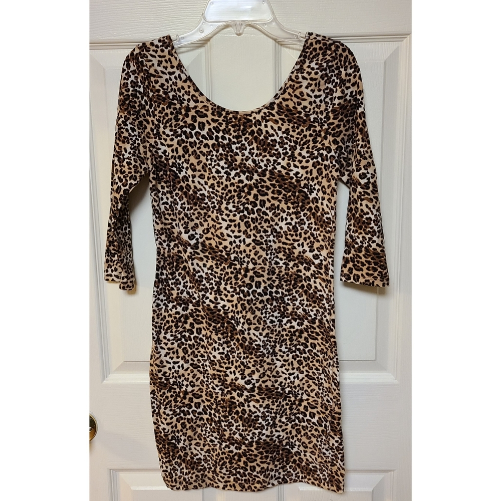 EUC Small Heart & Hips Cheetah Dress